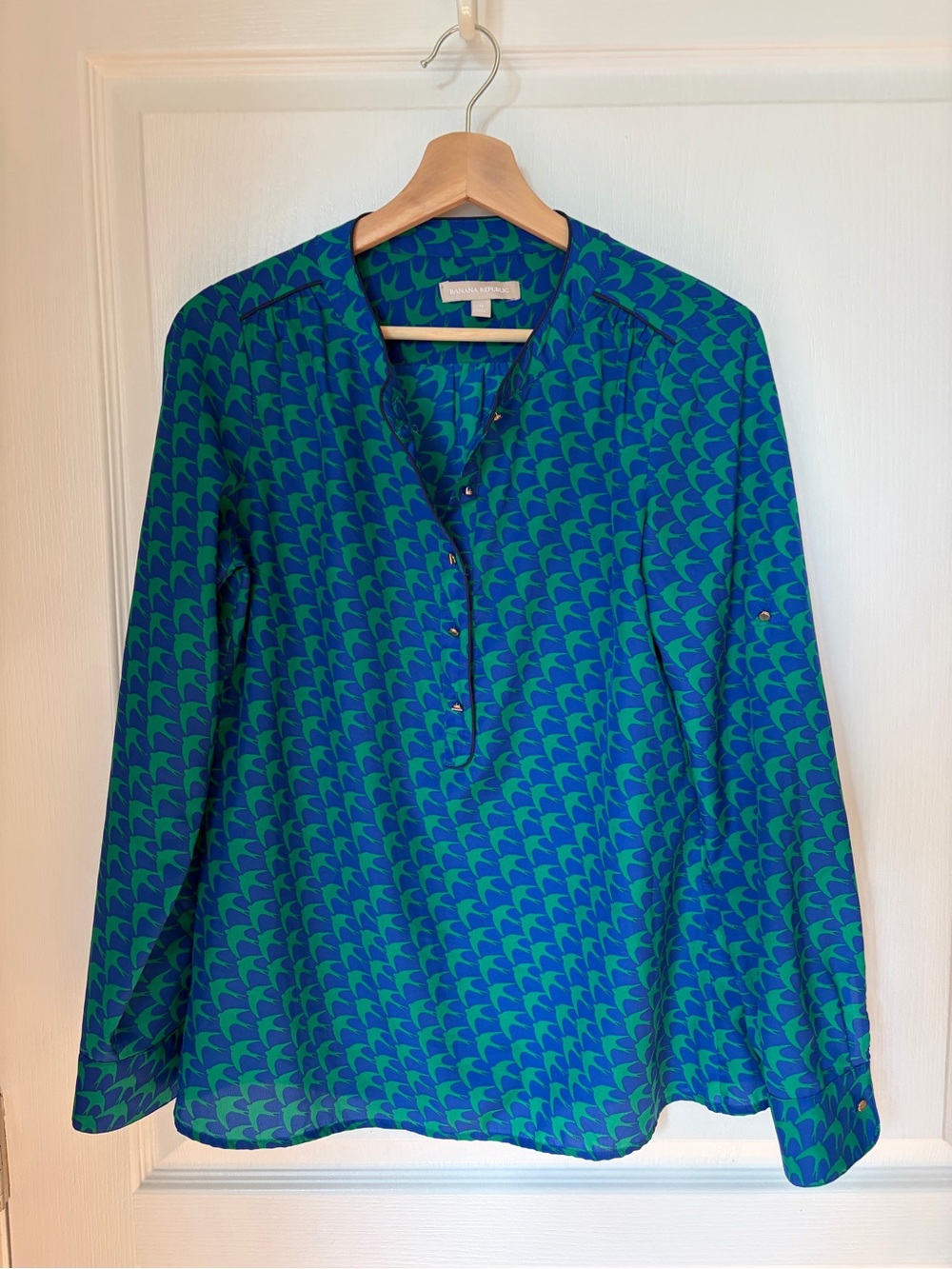 Banana Republic Women’s Print Blouse (Size Small)